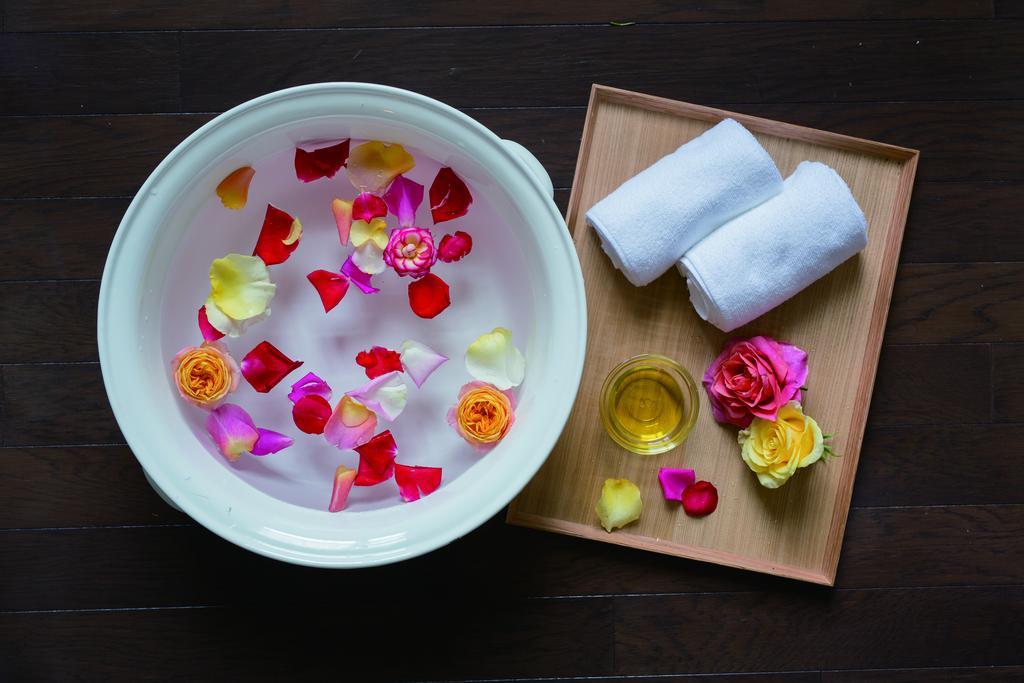 Karuizawa Prince Hotel East Экстерьер фото